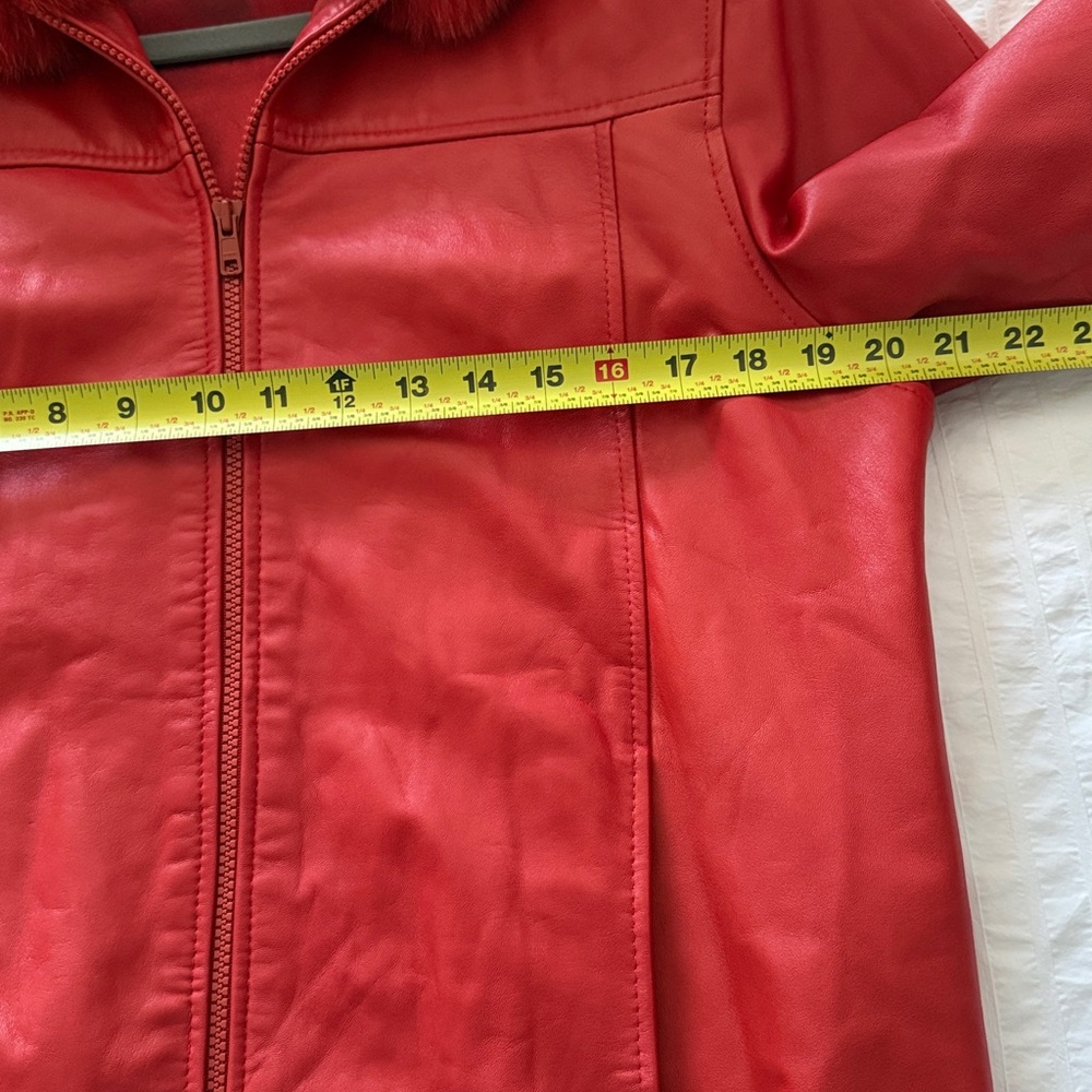 Women's Red Leather Jacket with fox Fur around the hood🥰 - Picture 11 of 14
